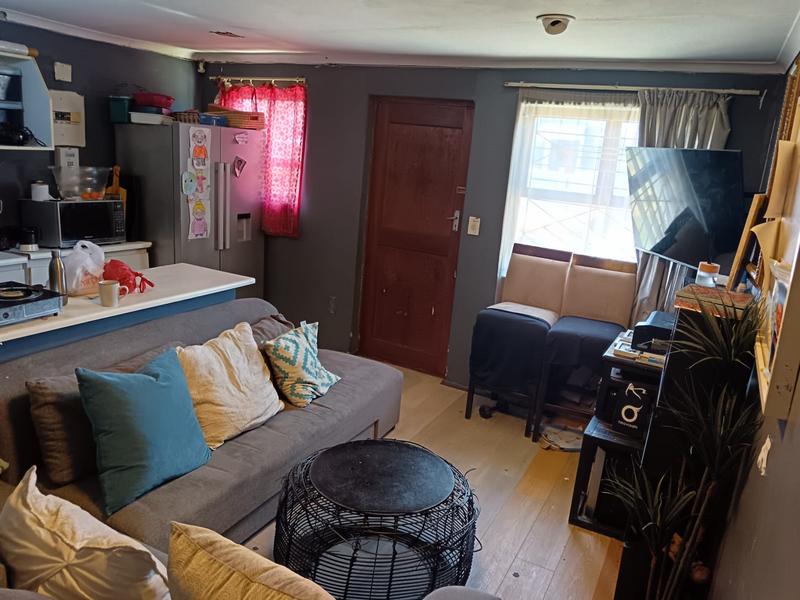2 Bedroom Property for Sale in Phoenix Western Cape